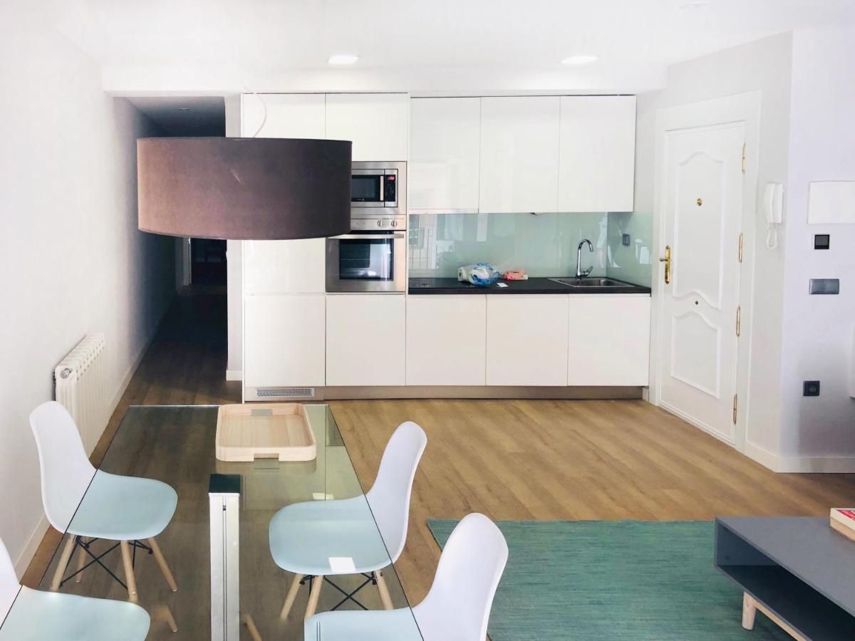 Apartamento En Pleno Centro Al Lado Catedral. Wifi. Daire Burgo Dış mekan fotoğraf